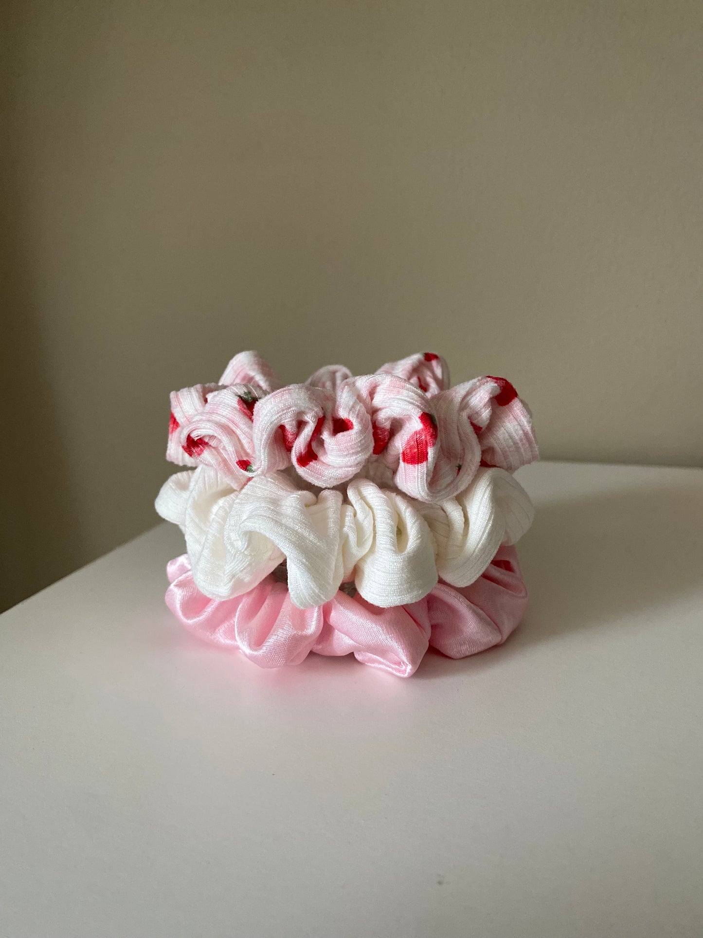 Pretty in Pink Mini Scrunchie Set
