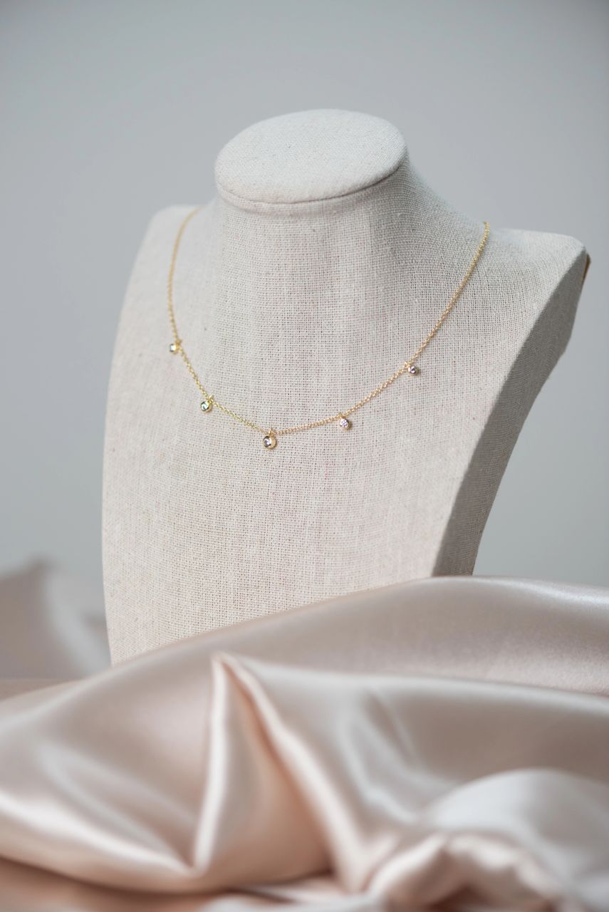 Aphrodite Choker