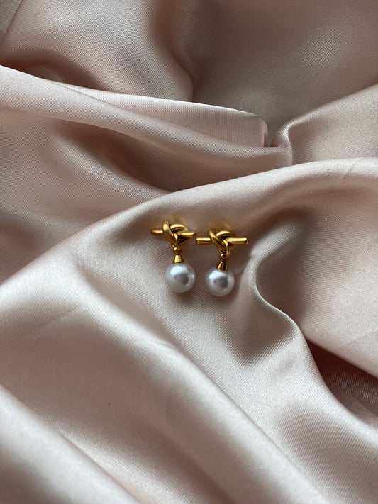 Knot Pearl Dangle Earrings