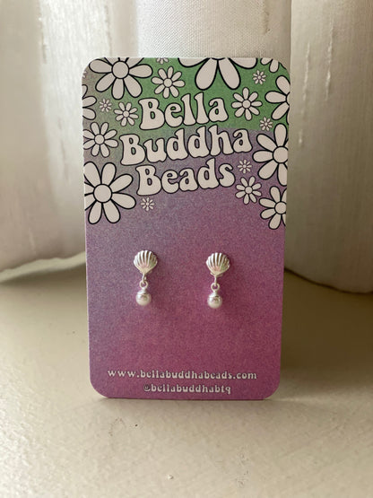 Shell & Pearl Stud