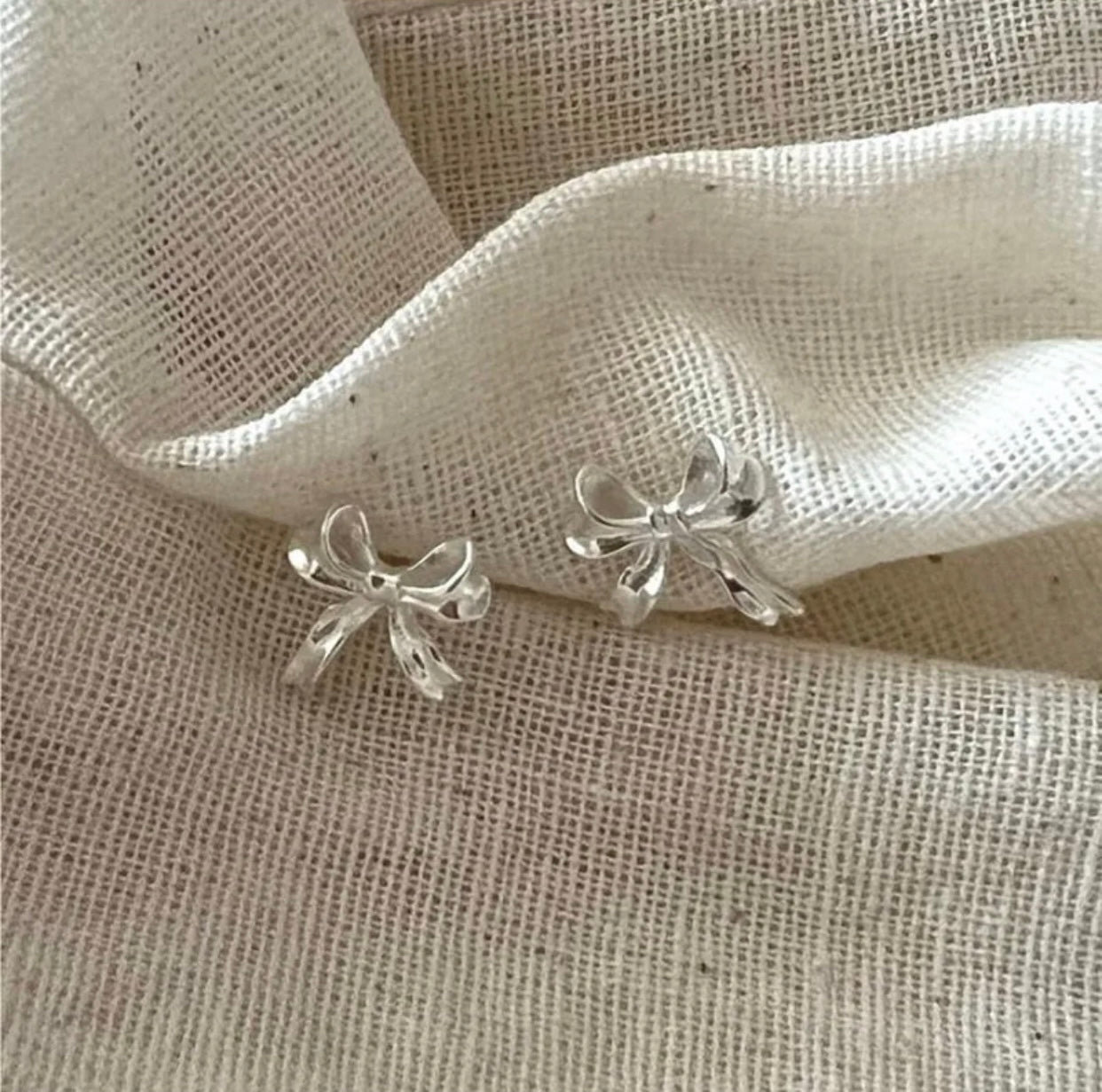 Adorable Bow Studs
