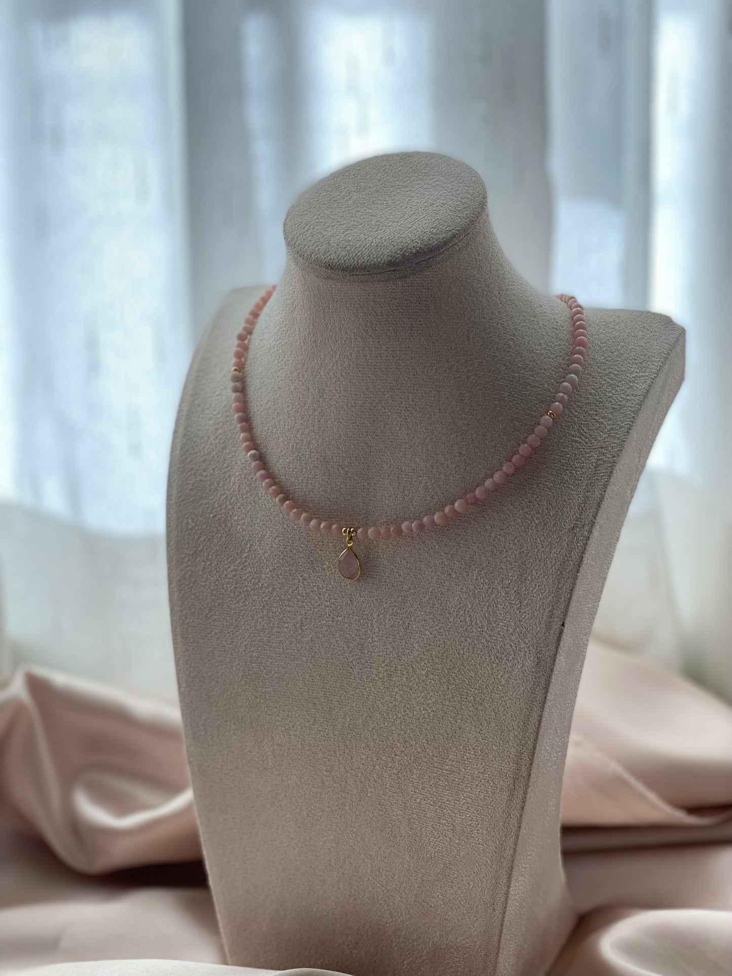 Pretty in Pink Necklace