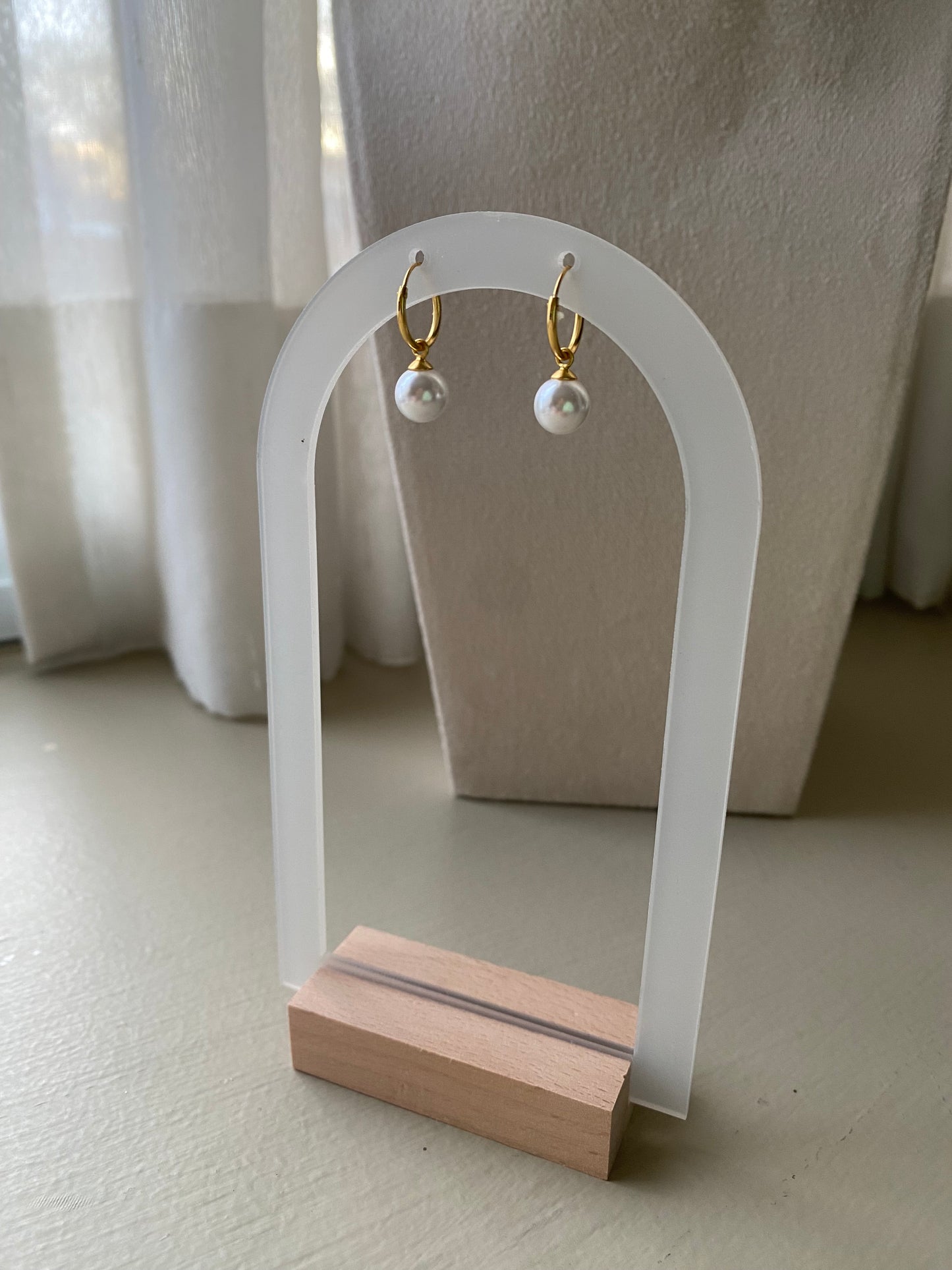 Sant’ Agata Huggie Pearl Hoops