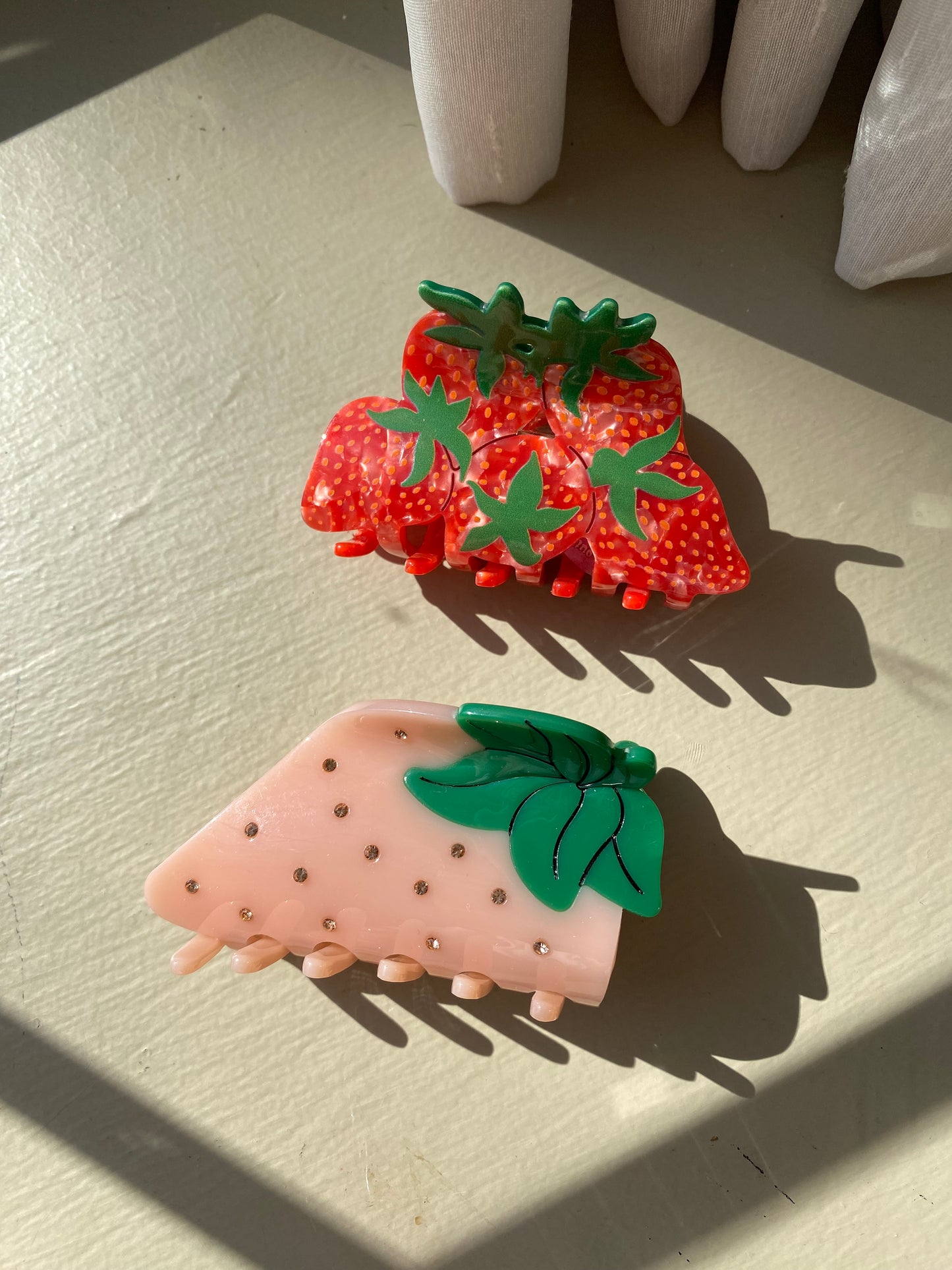 Strawberry Clips