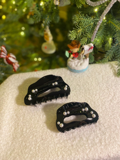 Holiday Pearl Hair Claw
