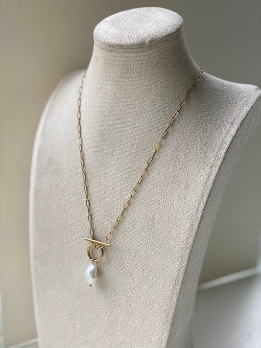 Pearl Toggle Necklace