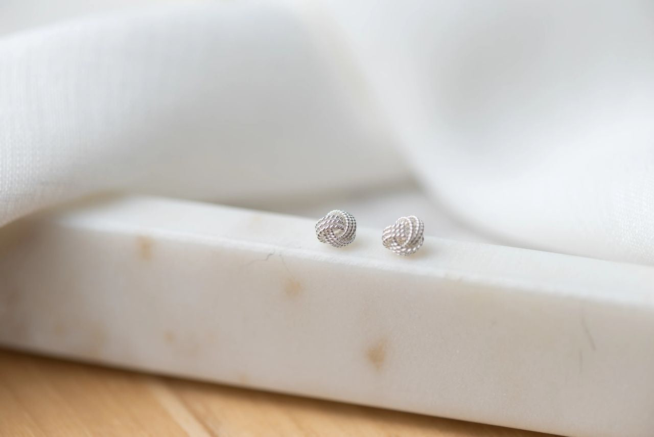 Knot Studs