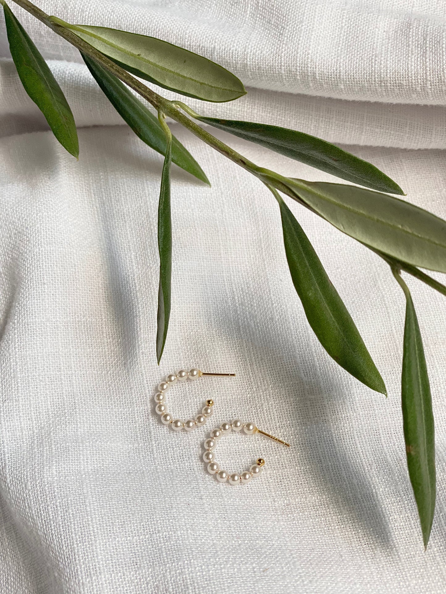 Fatima Mini Half Hoop